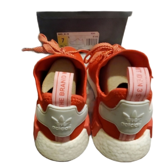 Red orange Adidas NMD R1 - Picture 3 of 4